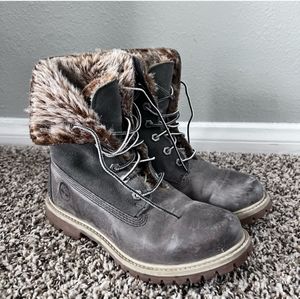 Timberland Women's Grey Fur Lined Lace Up Boots Size 6.5